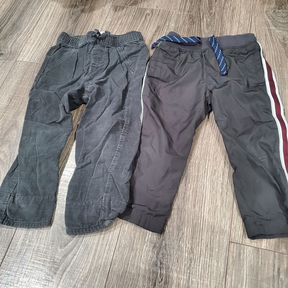 Boy Sweatpants Size 2T Jumping Beans and Carter's Kids Joggers 2 Pieces